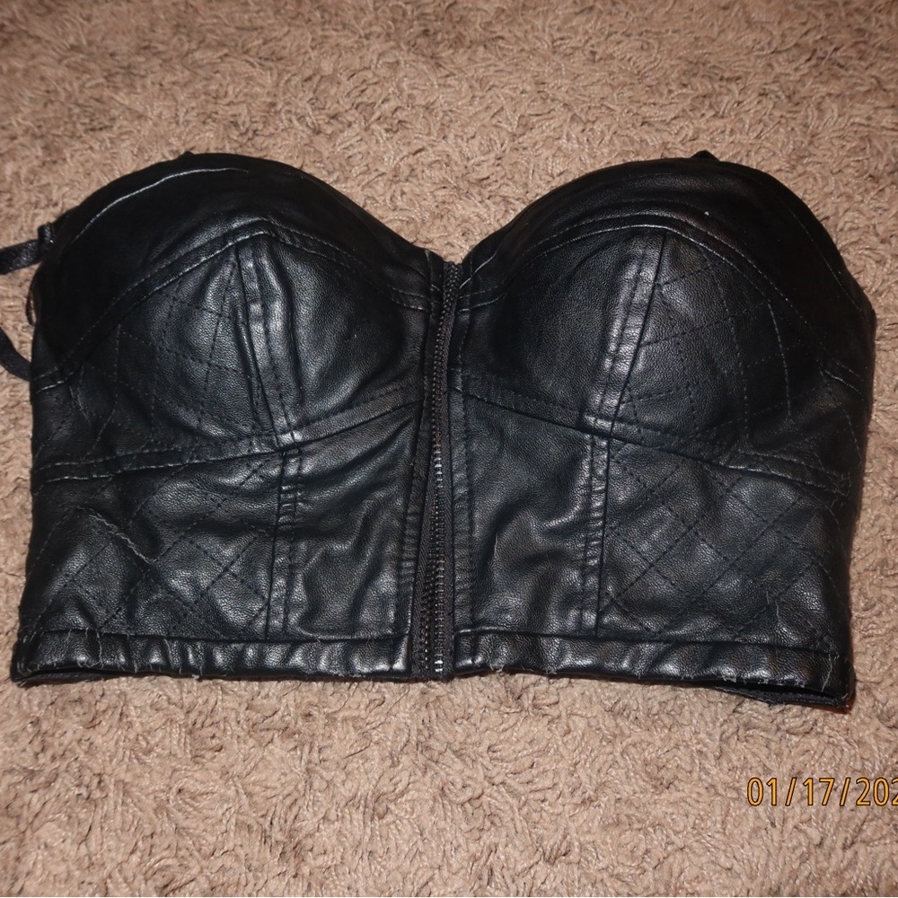 Guess Black Quilted Bustier Jacket Streetwear Modern Y2K XS Minimalist